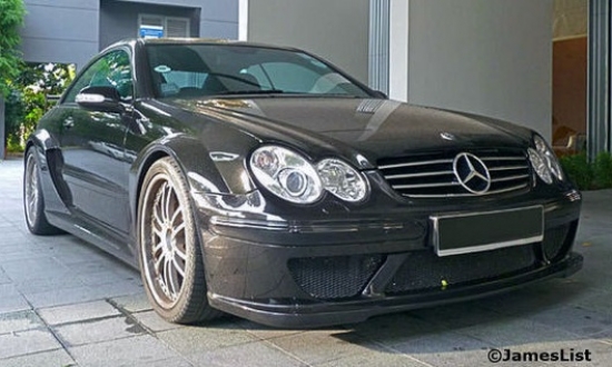 Mercedes-Benz CLK 55 Coupe AMG DTM melnā krāsā ar nobraukumu 8 500 km, cena pēc vienošanās.