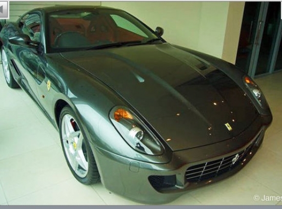 Ferrari 599 GTB Fiorano (2009) – odometrs skaita pirmos metrus, cena pēc vienošanās.