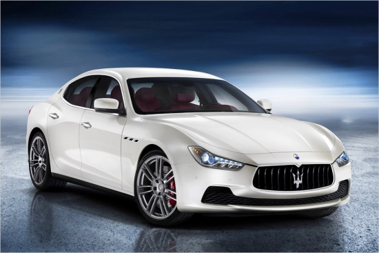 Jaunais Maserati Ghibli tirgū konkurēs ar jaudīgo vācu trijotni Audi RS 6, BMW M5 un Mercedes E 63 AMG.