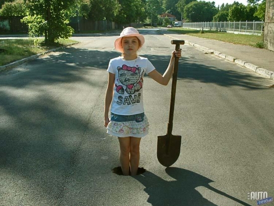Saremontē ielu, paiet 30 dienas, un atkal bedre...