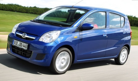 Daihatsu Cuore 1.0 (70 ZS) • Testa patēriņš: 4,8 l/100 km (4,5 l pēc ražotāja datiem). Cena: no 10.490 eiro.