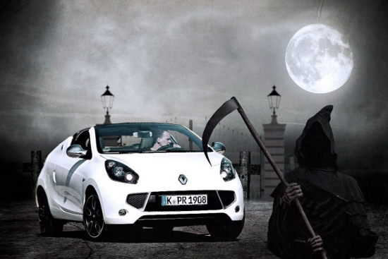 Vējš (wind – „vējš” tulkojumā no angļu val.) nepūta ilgi. Pārāk mazs noiets kļuva liktenīgs arī 2010.gada jūnijā Renault piedāvājumā ieviestajam Wind – klientiem tā arī neiepatikās kompaktais atvērtā tipa kabriolets un 2013.gadā tas tika izņemts no Renault modeļu klāsta.
