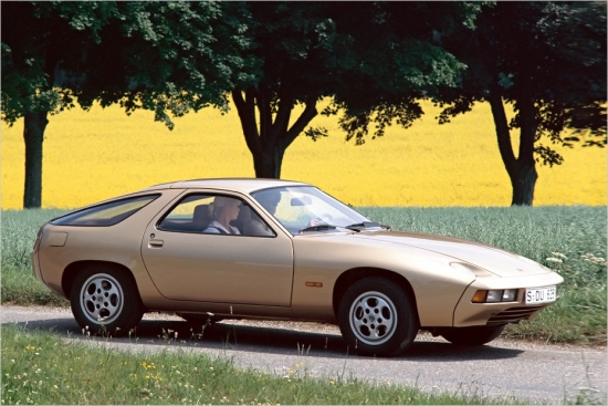 Porsche 928 1980.gads