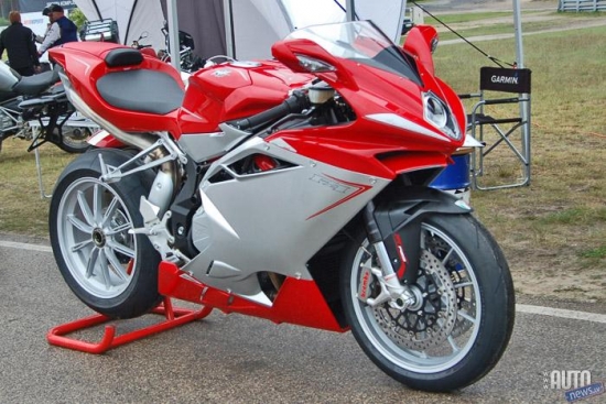 „MV Agusta F4 1000”