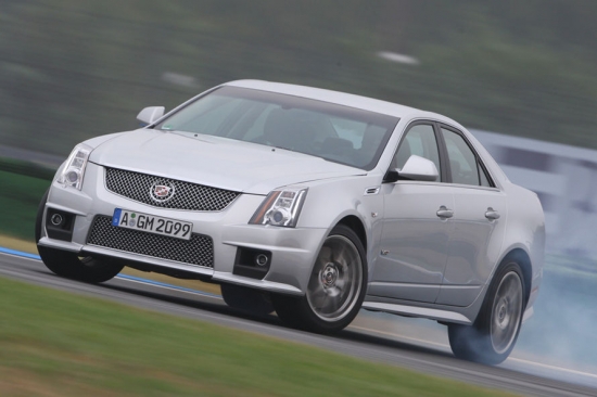 13.Cadillac CTS-V					23,8