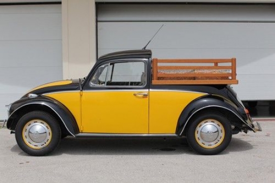 1965.gada Volkswagen Beetle pick-up. Vabolīti par pikapu pārvērtis kāds grieķu muzejs. Automobilis ir teicamā tehniskā kārtībā un īpašnieks par to vēlas 30 000 – 40 000 eiro.