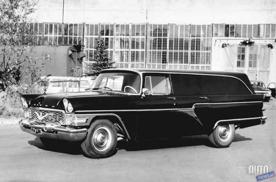 GAZ_13S