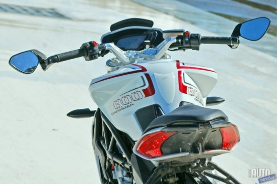 „MV Agusta Brutale 800 Dragster”