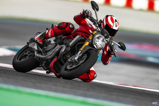 Dukati Monster 1200