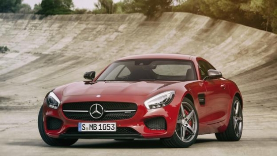 2015 World Performance Car
Mercedes-AMG GT. (Credit: Daimler, via Newspress)