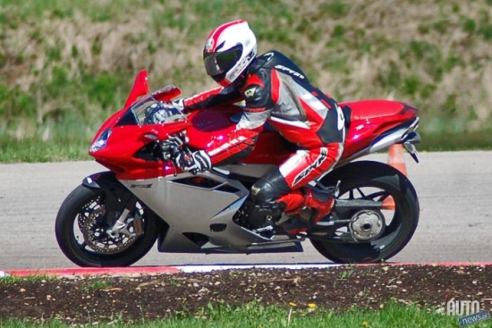  „MV Agusta F4 1000”