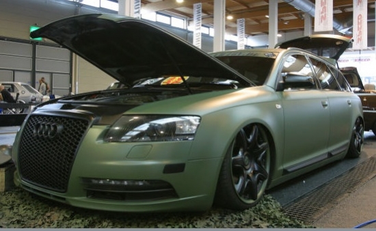 Varbūt kādam šķiet pievilcīgs arī šis Audi A6 Avant, kas krāsots Bundesvēra olīvzaļajā krāsā un komplektēts ar...