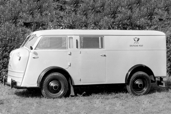 Tempo Matador būvēja kompānija Vidal&Sohn no Hamburgas. Kompaktajam  piegādes transportam bija iebūvēts 1,1 litra  25 ZS boksermotors no VW Kafer. 1950.gads.