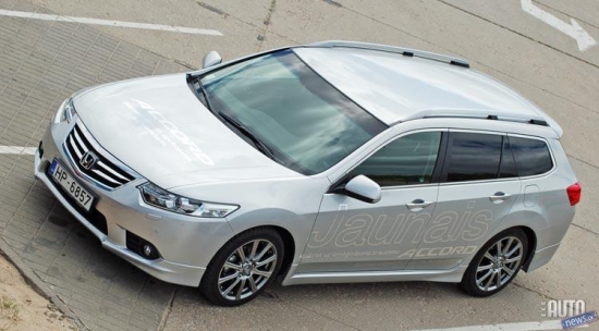 „Honda Accord Tourer” 